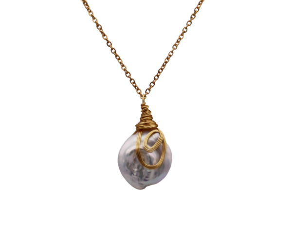 Gold wire-wrapped Pearl necklace