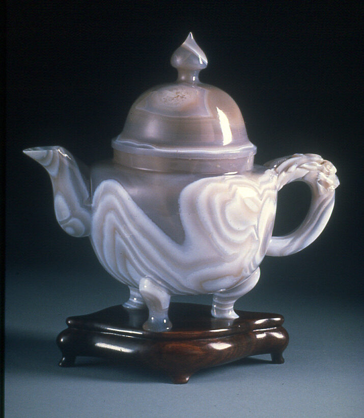 Functional teapot carved from agate.
